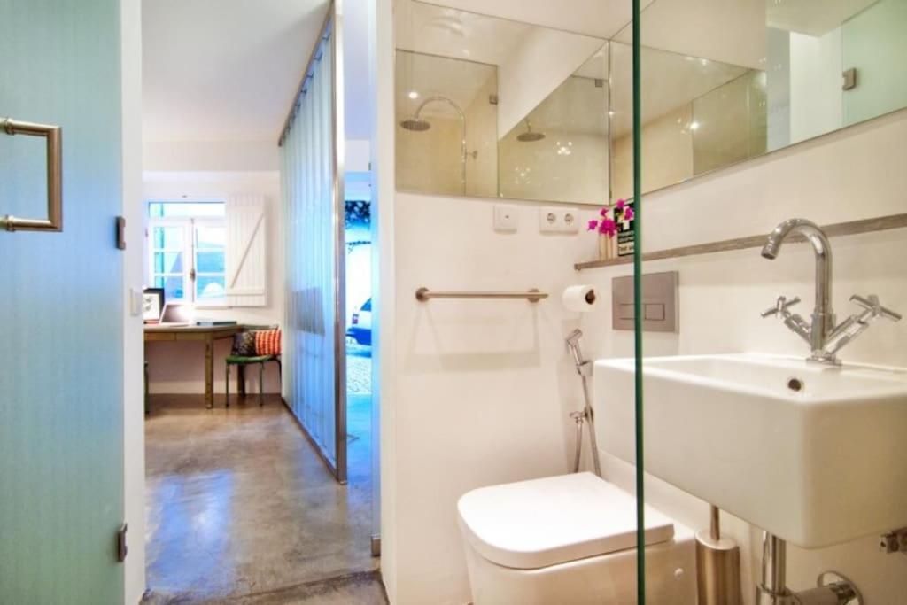 Вилла Stylish Town House In Силвеш Экстерьер фото